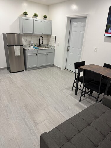 Wonderful 1-bedroom apartment with AC in vibrant Orlando