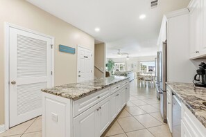 Unclassified image, 4 of 50, button - Cherry Grove Villas 202-5BD/5BATH- Family Friendly-Huge Spacious Condo (North Myrtle Beach)