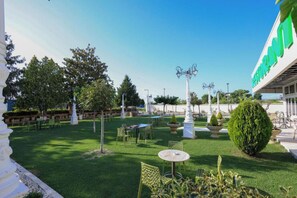 View from property - Hotel Familja (Berat)