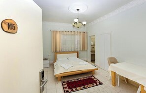 Room - Hotel Familja (Berat)