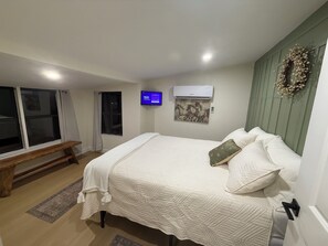 Fer et planche à repasser, Wi-Fi gratuit, draps fournis