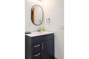 Suihku, saippua, vessapaperi