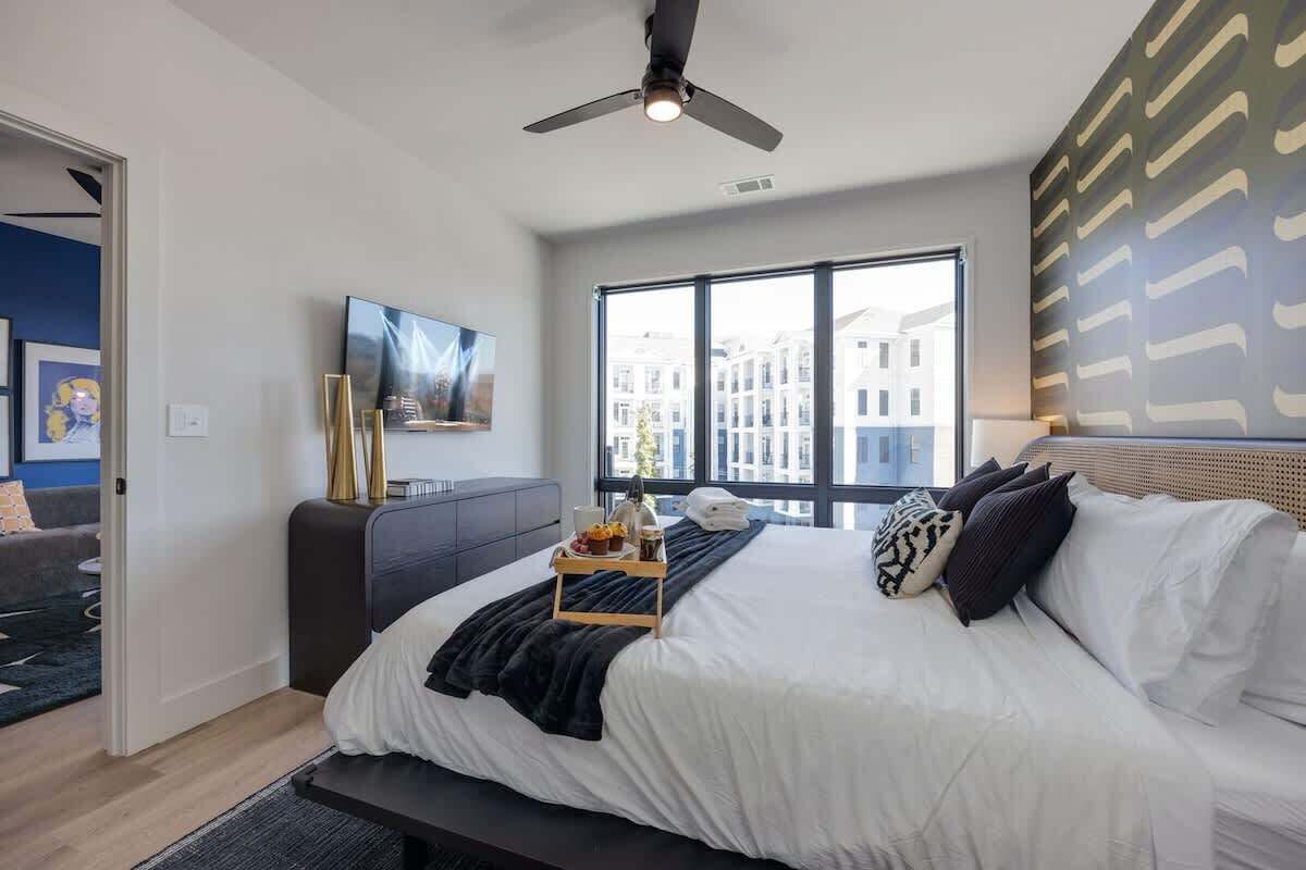 8 chambres, fer et planche à repasser, lit parapluie, Wi-Fi gratuit