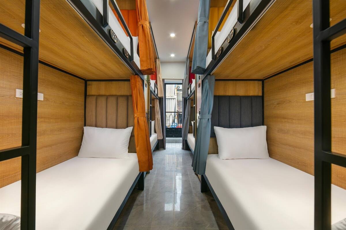 Shared Dormitory (Bed in 10-Bed) | Hypo-allergenic bedding available, desk, laptop workspace, soundproofing
