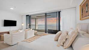 Iron/ironing board, travel cot, WiFi, bed sheets