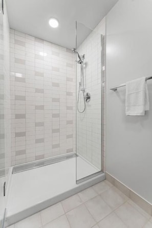 Apartment | Bathroom