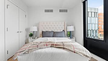 Seterika/papan seterika, Wi-fi percuma, cadar katil