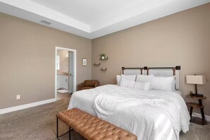 4 Schlafzimmer, Bügeleisen/Bügelbrett, WLAN, Bettwäsche