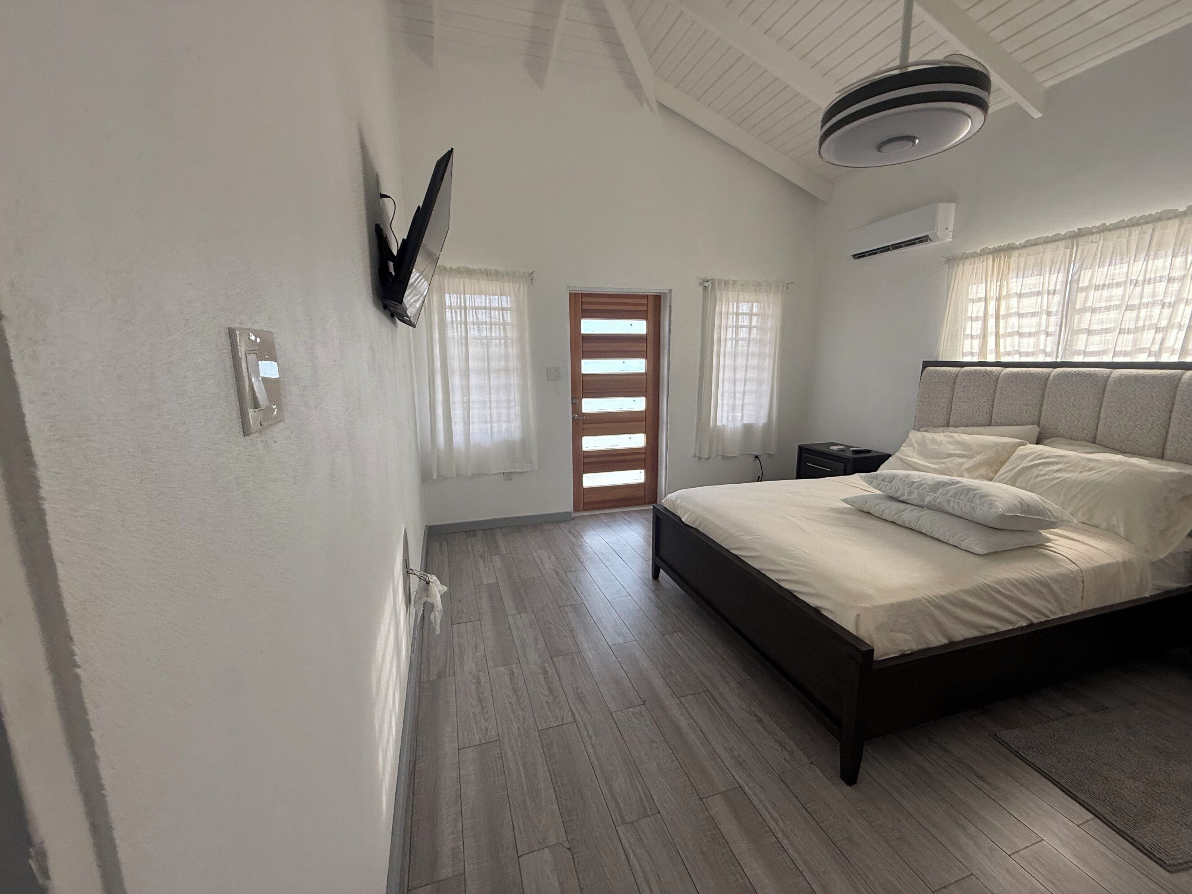 Wifi gratis y ropa de cama