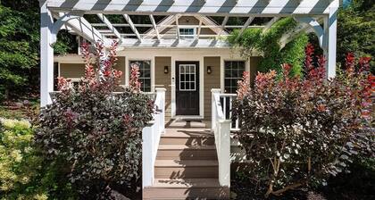 RiverHaus at Mohican - Deluxe Mohican Escape