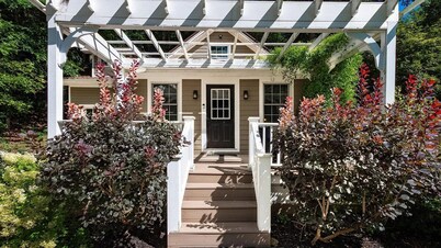 RiverHaus at Mohican - Deluxe Mohican Escape