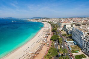 Beach - Rooftop Le Plaza - 10mn from Cannes, Mandelieu La Napoule, France (Mandelieu La Napoule)