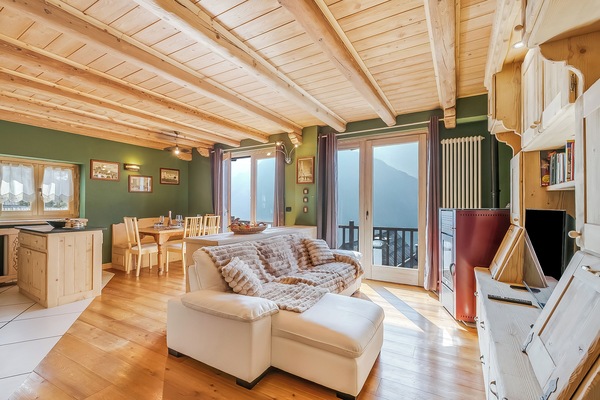 Living and dining room