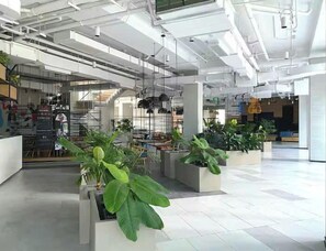 Grand Suite, 1 Bedroom, Club lounge access, City View | Egyptian cotton sheets, premium bedding, down duvets