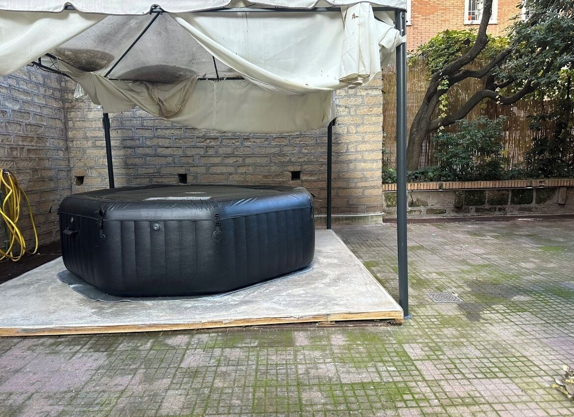 Deluxe Apartment, Garden View | Terrace/patio