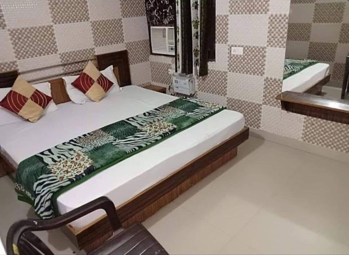 Kamar Double Deluks | Setrika/meja setrika dan Wi-Fi gratis