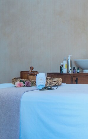 Massages des tissus profonds, massages sportifs, massages