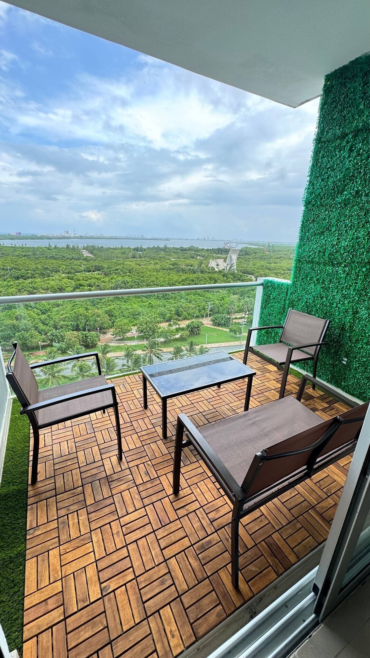 Luxury Apartment, Balcony, Lagoon View | Balcony