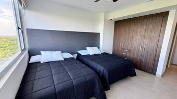 Luxury Apartment, Balcony, Lagoon View | Premium bedding, down duvets, individually furnished, free WiFi