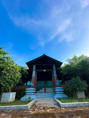 Exterior - village avenue resort (Anuradhapura)
