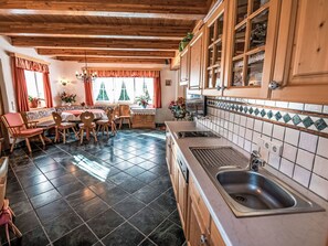 Microwave, oven, dishwasher - Nice apartment for 12 people with WIFI and TV (Michaelerberg)