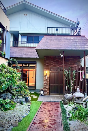 Exterior detail. 15 minutes from Kansai International Airport! A whole traditional house with garden is available for rent! 4LDK, 2UB, 3WC, with terrace (BBQ available)