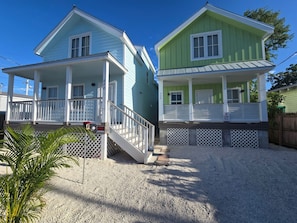 Exterior - Blue Duval walking distance to Duval St (Key West)