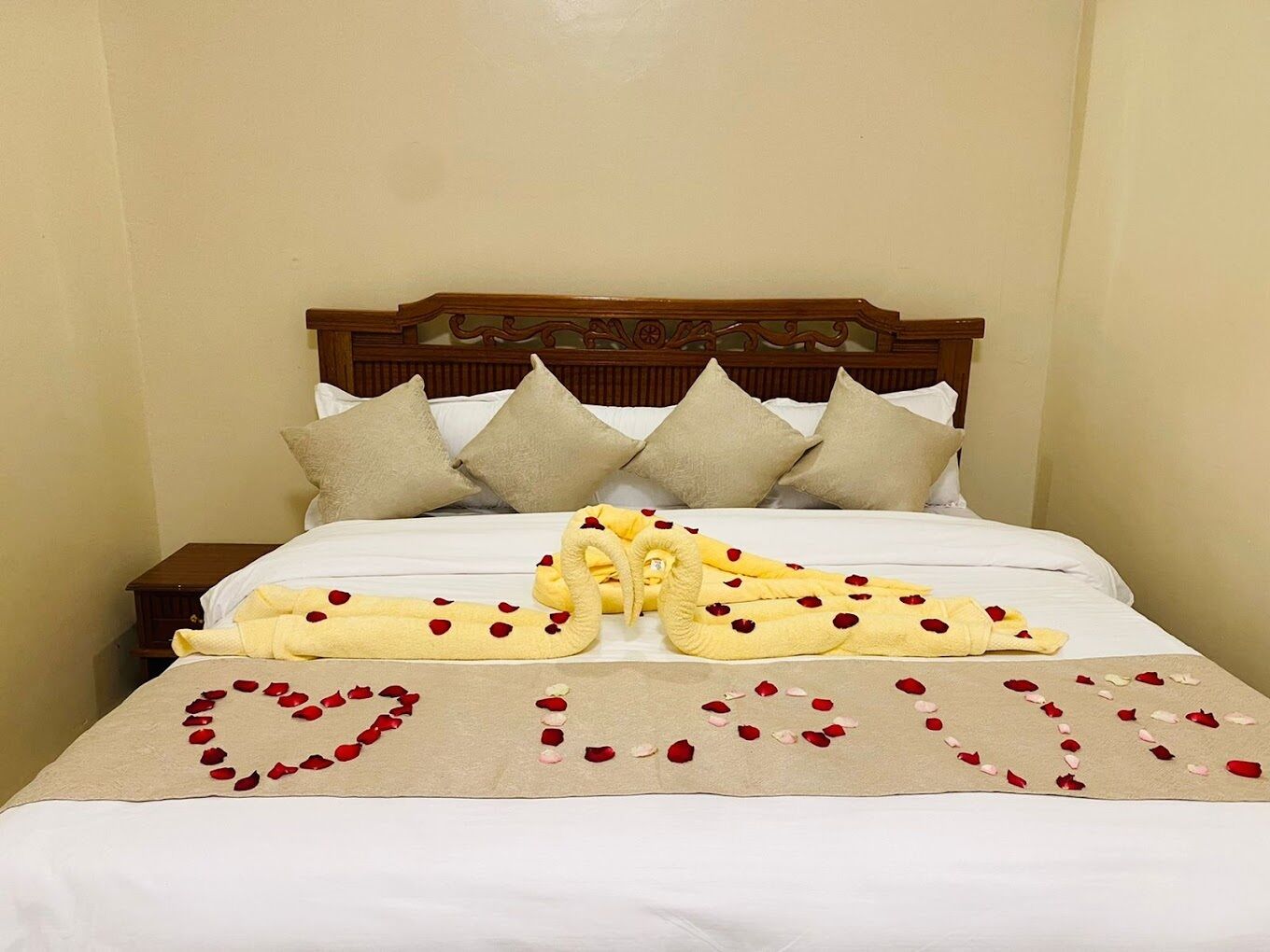 Standard Single Room | Laptop workspace, free WiFi, bed sheets