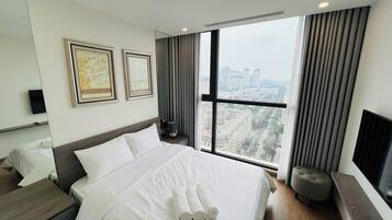 Standard Apartment, 2 Bedrooms, Balcony, City View | Desk, blackout drapes, soundproofing, iron/ironing board