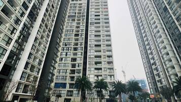 Lasten leikkialue ulkona