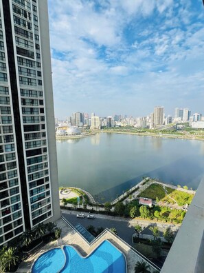 View from room - Hopo Apt - Vinhomes Sky Lake Luxury  (Ha Noi)