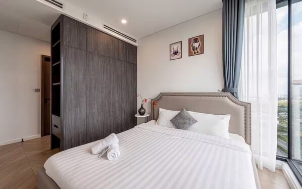 베이직룸, 항구 전망 | 이집트산 ��면 시트, 고급 침구, 오리/거위털 이불, 셀렉트 컴포트 침대