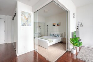 1 chambre, fer et planche à repasser, Wi-Fi, draps fournis