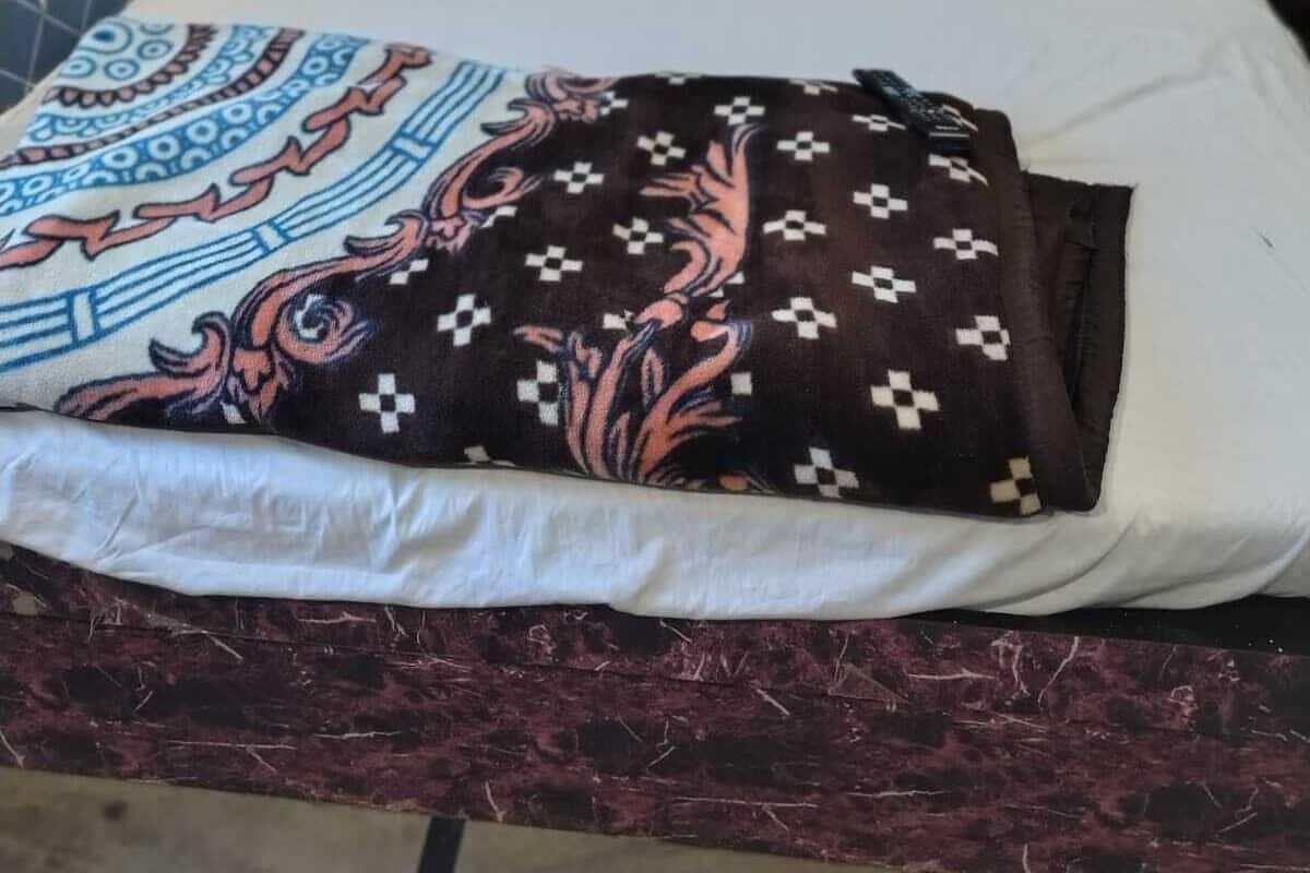 Rollaway beds, free WiFi, bed sheets