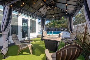 Terrace/patio - Pinellas Paradise - Pool Oasis - Pinellas Park (Pinellas Park)