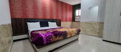 Basic-Doppelzimmer, Bergblick | Kostenloses WLAN