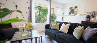 Private Preserve Retreat by Downtown Dallas