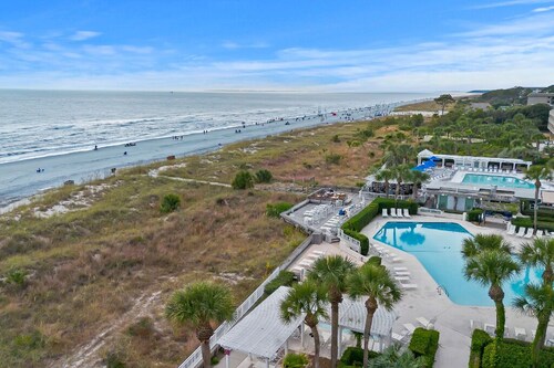 Coastal Escape | Family Villa w/Pool, Prime Hilton Head Location | Shipyard Golf