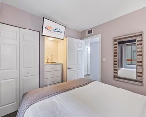 Fer et planche à repasser, Wi-Fi gratuit, draps fournis