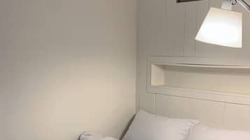 Laptop workspace, free WiFi