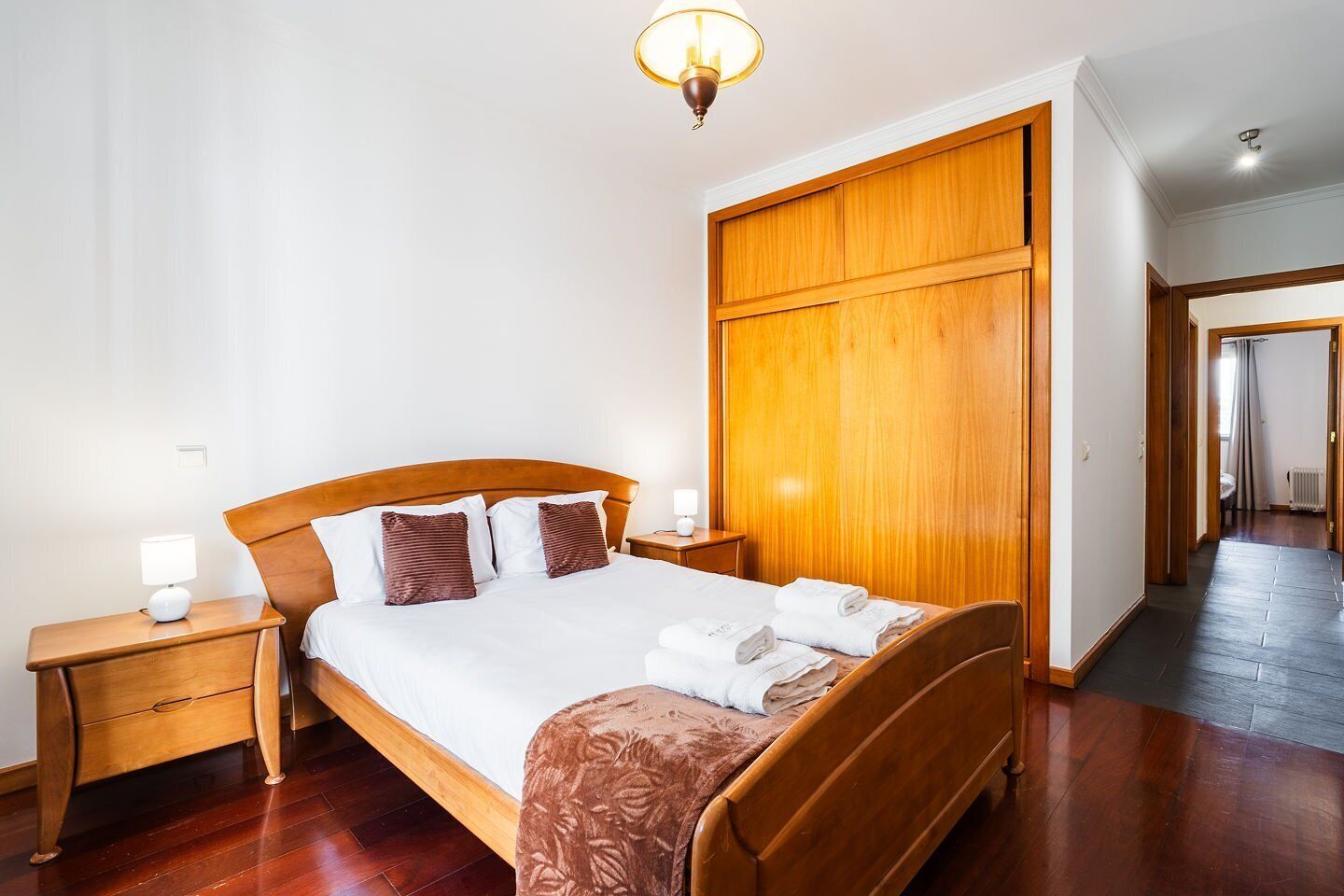 熨斗/熨衣板、上网接入、床单