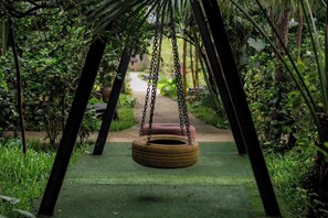 พื้นที่เล่นสำหรับเด็ก - กลางแจ้ง