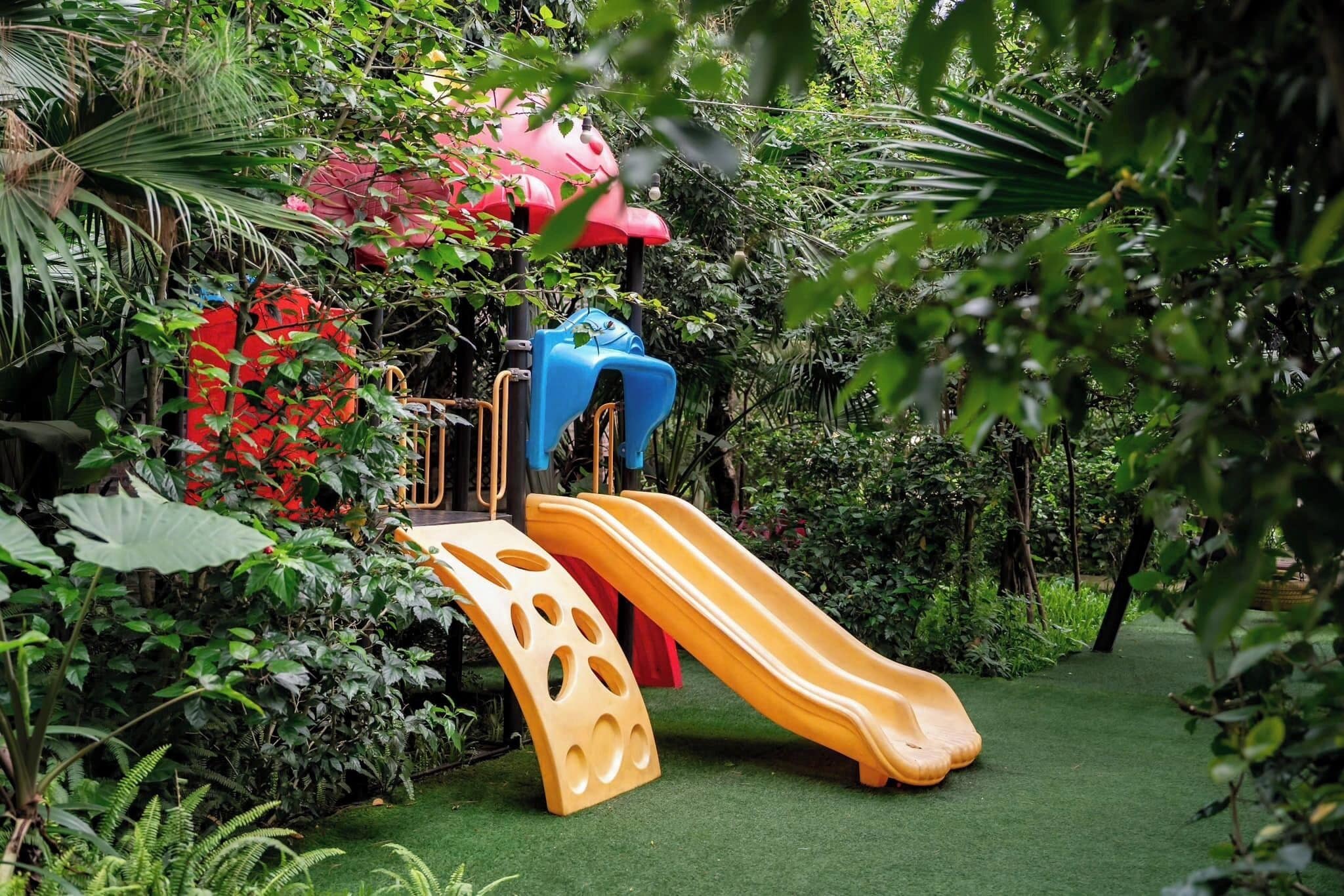 Tempat bermain anak - outdoor