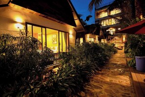 โต๊ะทำงาน, Wi-Fi ฟรี