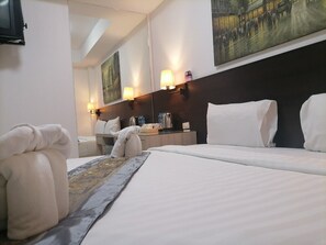 Economy Double Room | In-room safe, free WiFi