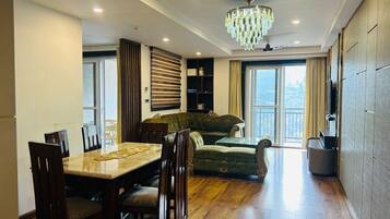 Tempat makan outdoor