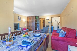 Family Studio, Mountain View (Appartamento Rifugio dei Sogni) | Dining - Appartamento Rifugio dei Sogni (Pragelato)