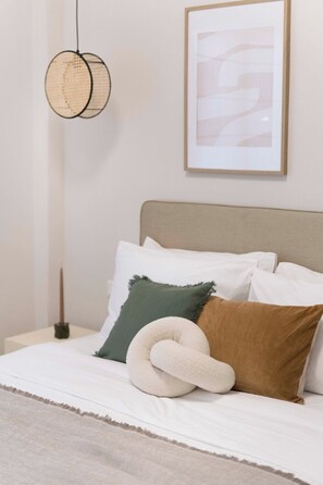 2 Schlafzimmer, Schreibtisch, Bügeleisen/Bügelbrett, kostenloses WLAN