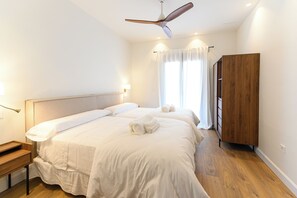 خدمة الإنترنت وملاءات أسرّة