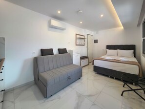 Strykejern/-brett, wi-fi og sengetøy